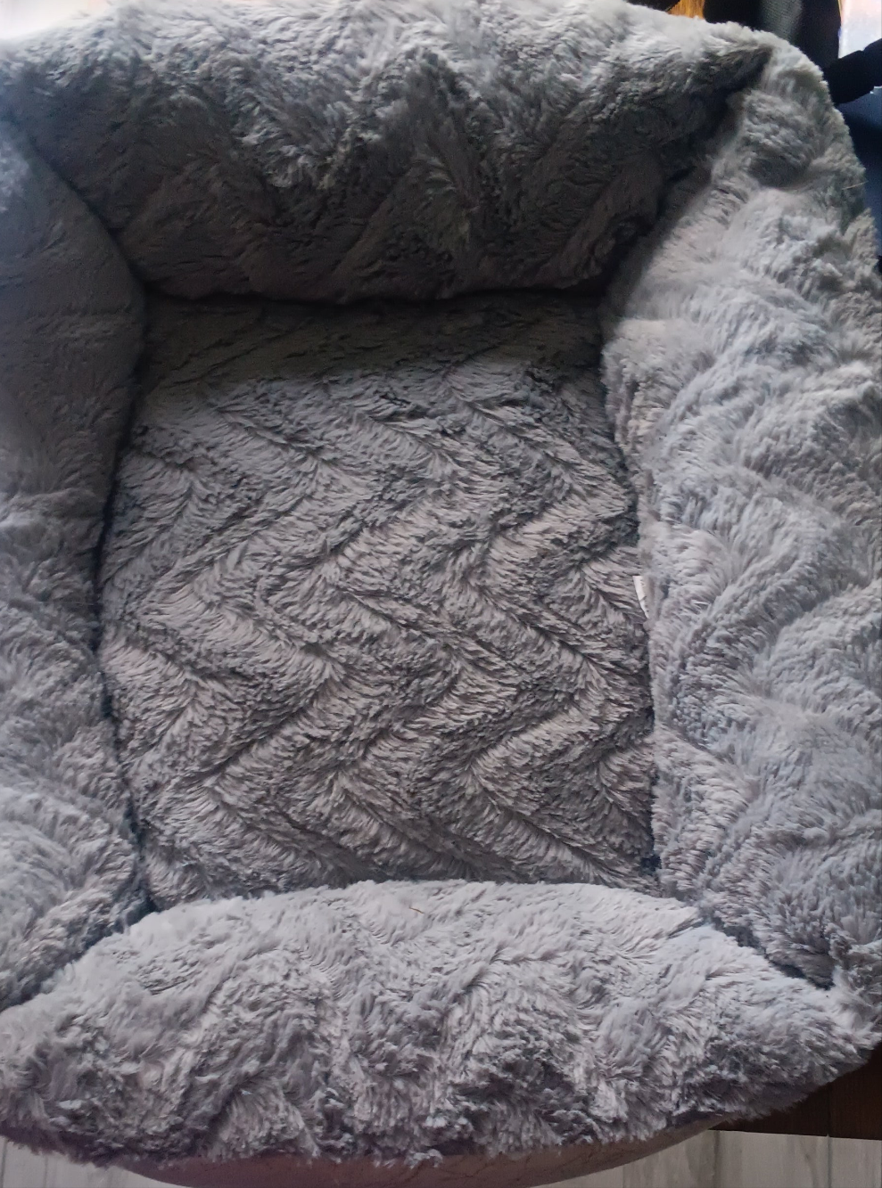 Cat Bed - Grey (used)